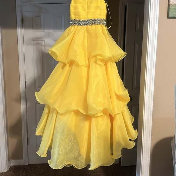 New with tags Yellow Ashley Lauren Dress Little Girl - Picture 4 of 5